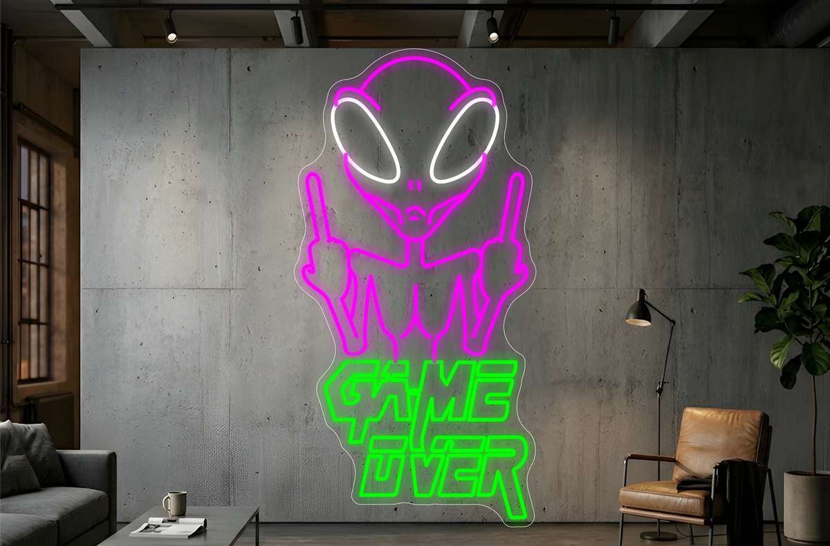 Alien Game Over - Neon Lighting