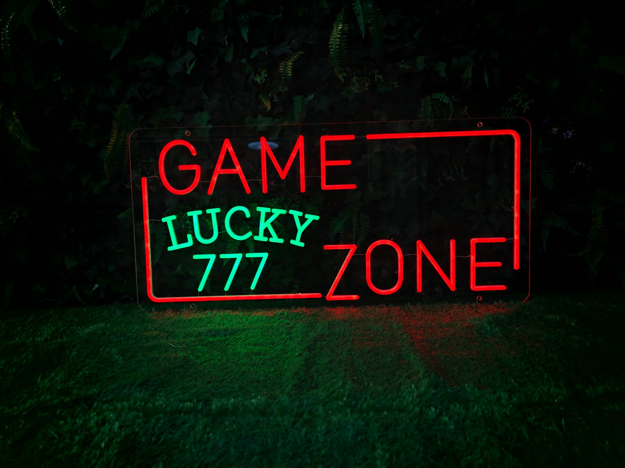 Zone de jeu 777 Lucky | Éclairage néon